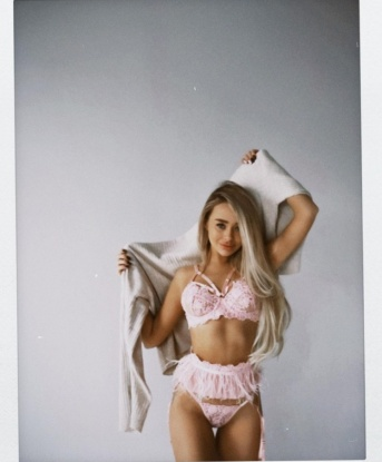 Алина